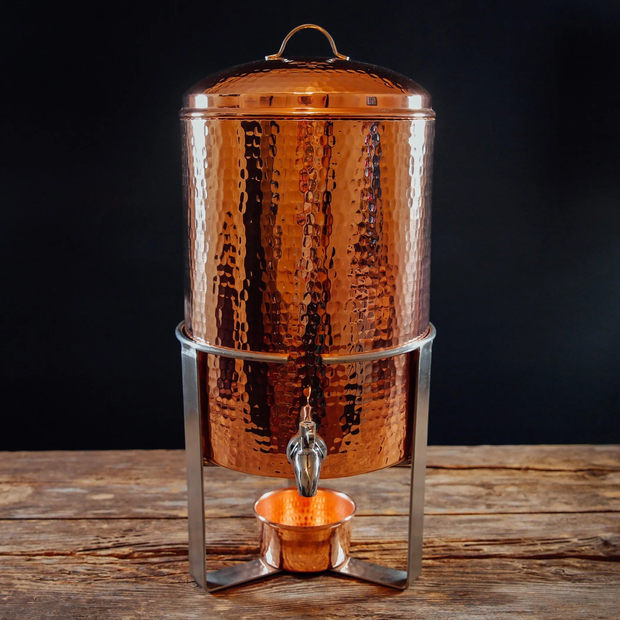 Copper drink dispenser for hot and cold beverage